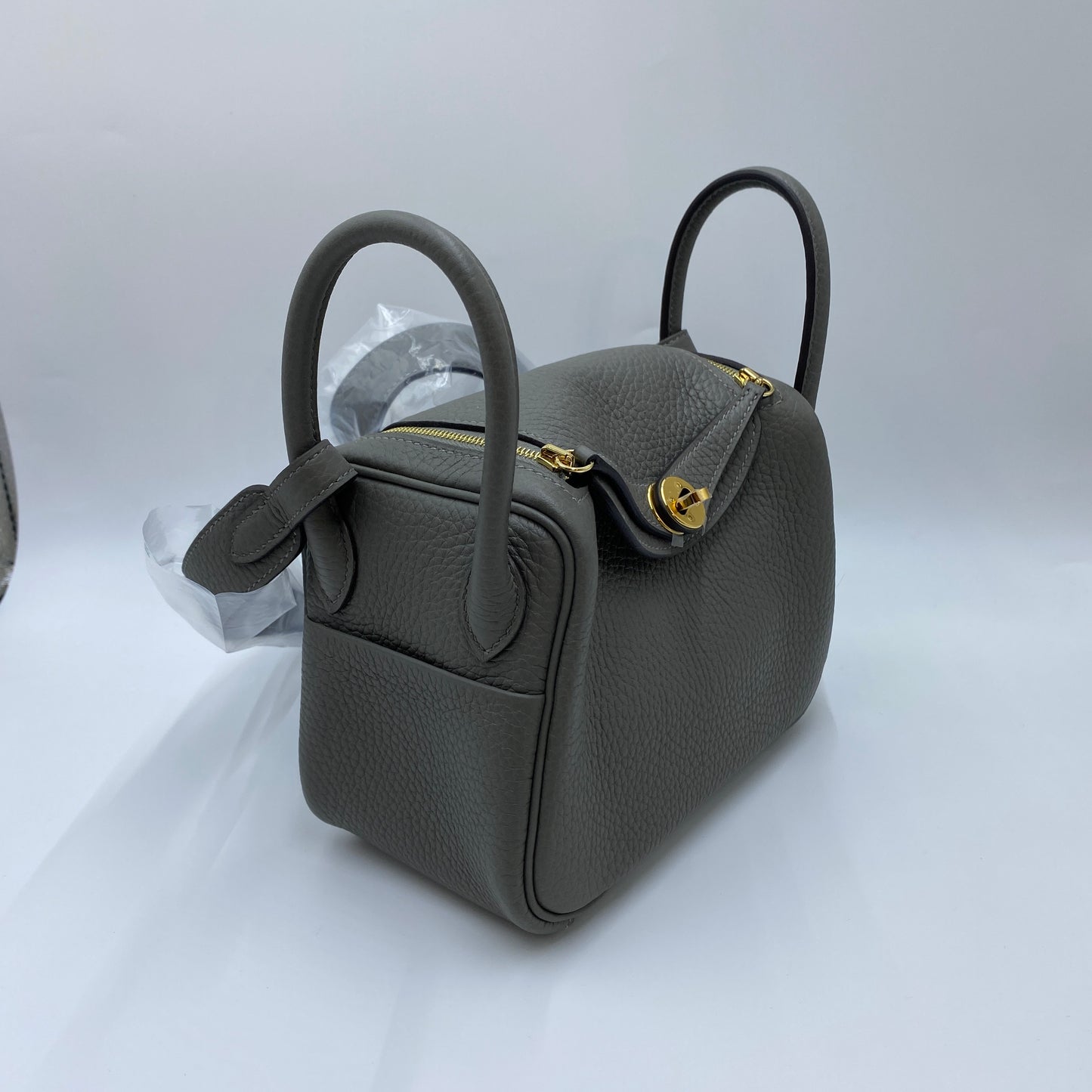Hermes sac Lindy mini taurillon cl h079086cc ol