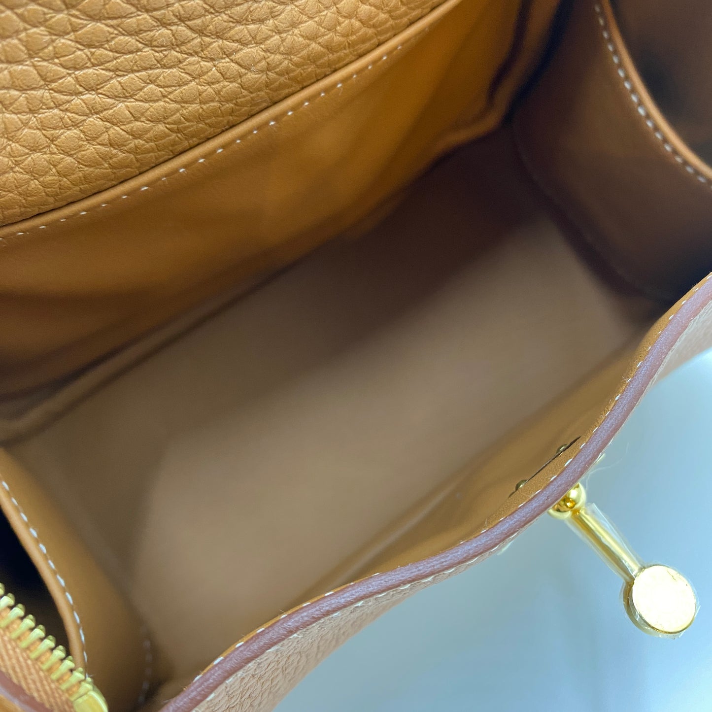 Hermes Mini Lindy Gold GHW H079086CC