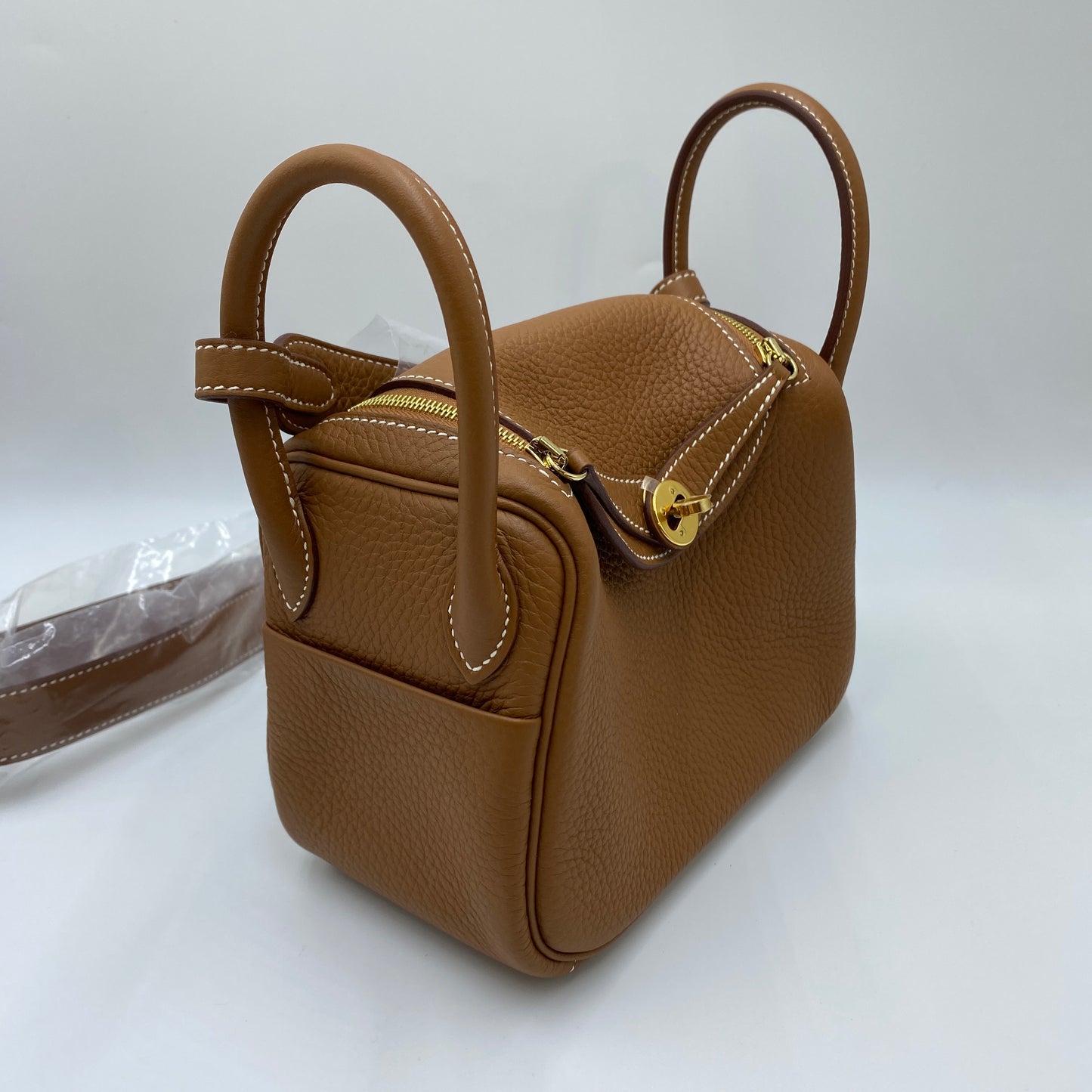 Hermes Mini Lindy Gold GHW H079086CC