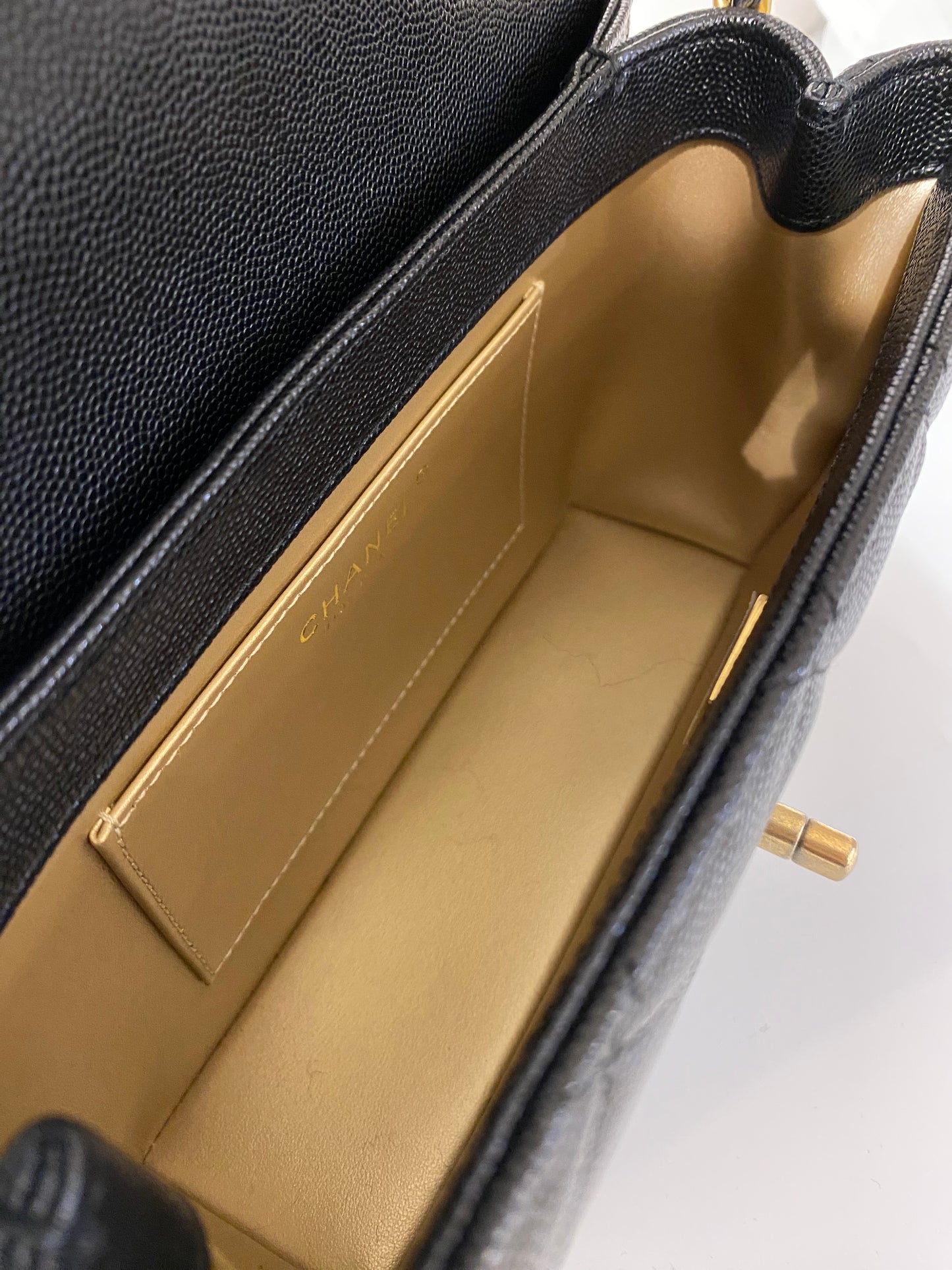 23Chanel - Handbag - Seasonal Top Handle With CC Logo on Handle - Caviar  - Black Gold  - AS4008 - £4,920.00