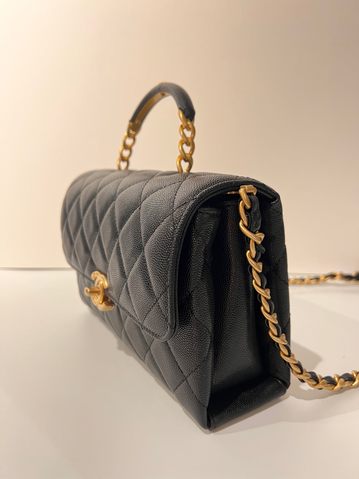 23Chanel - Handbag - Seasonal Top Handle With CC Logo on Handle - Caviar  - Black Gold  - AS4008 - £4,920.00